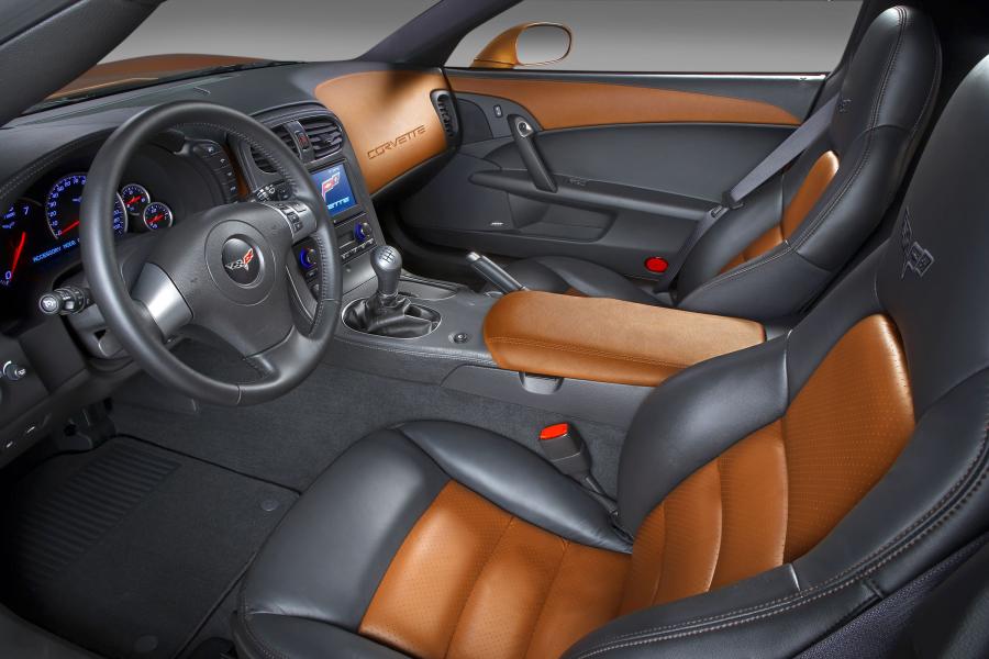  Chevrolet Corvette 2005 года  (фото 14 из 182)